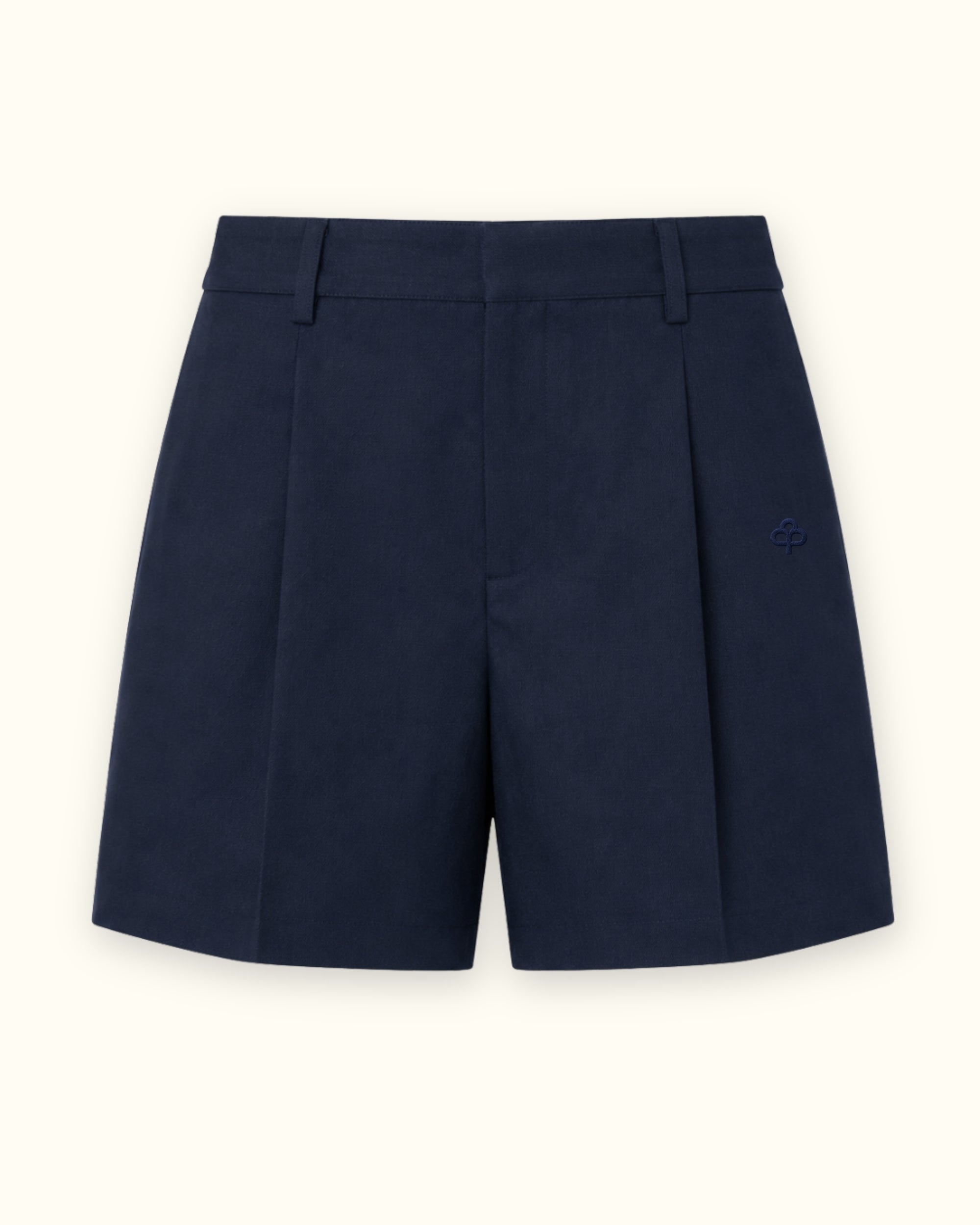 Shorts sartoriali in lino blu navy, vista frontale, con vita e linea della gamba