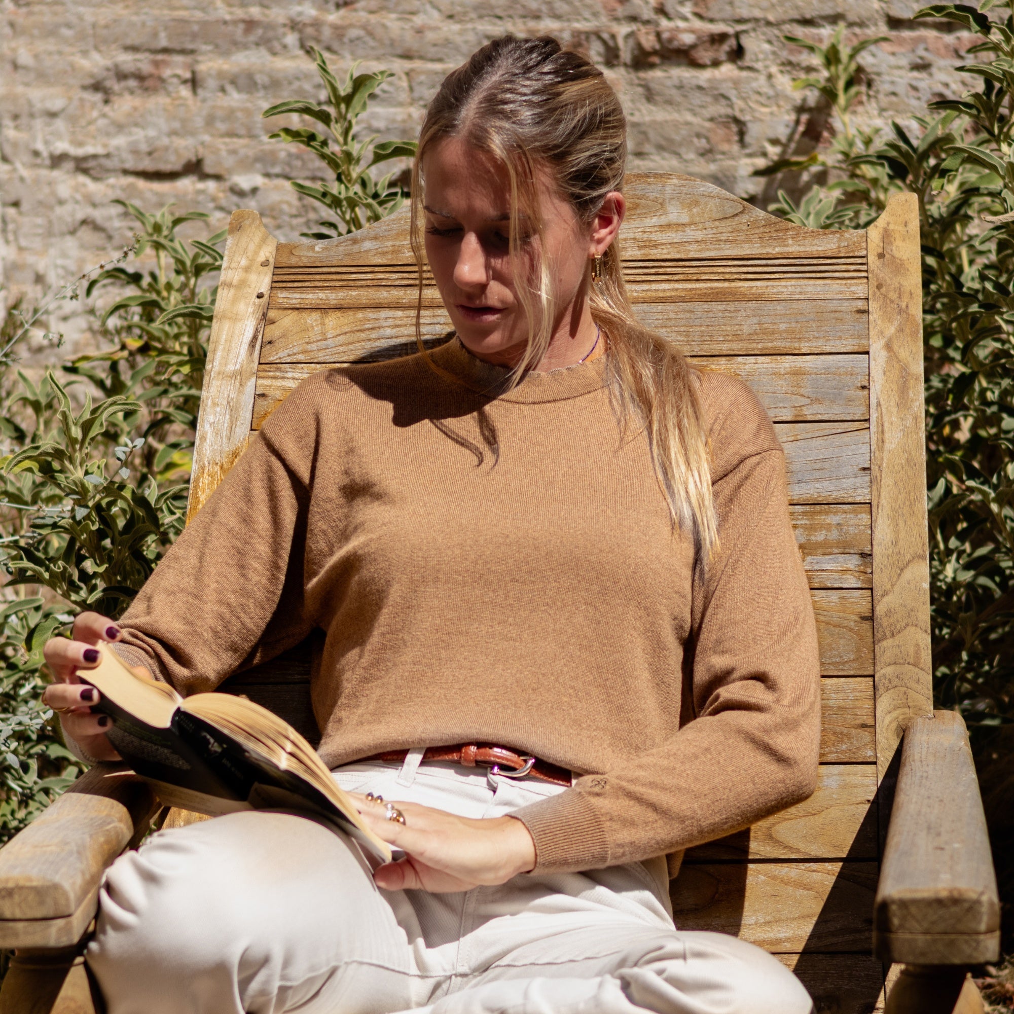 Extra fine merino wool crew neck sweater in Beige - view 1 - Pamuuc